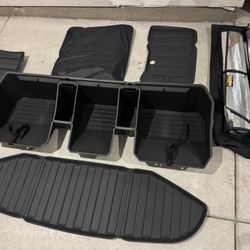 CYBER TRUCK ACCESSORIES!!!!
