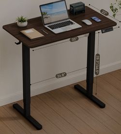 35" Adjustable Height Computer Desk