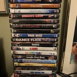 200 HARD TO FIND MOVIES $3 Each 2 For $5 Or 3 For $6 There Going Fast Text For Availability 