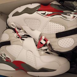 Jordan 8 Bugs Bunny 
