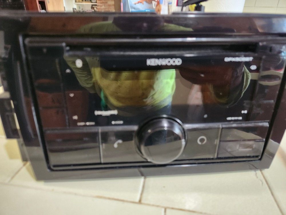 Kenwood Stereo