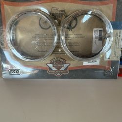 Harley Davidson passing lamp trim ring (2)