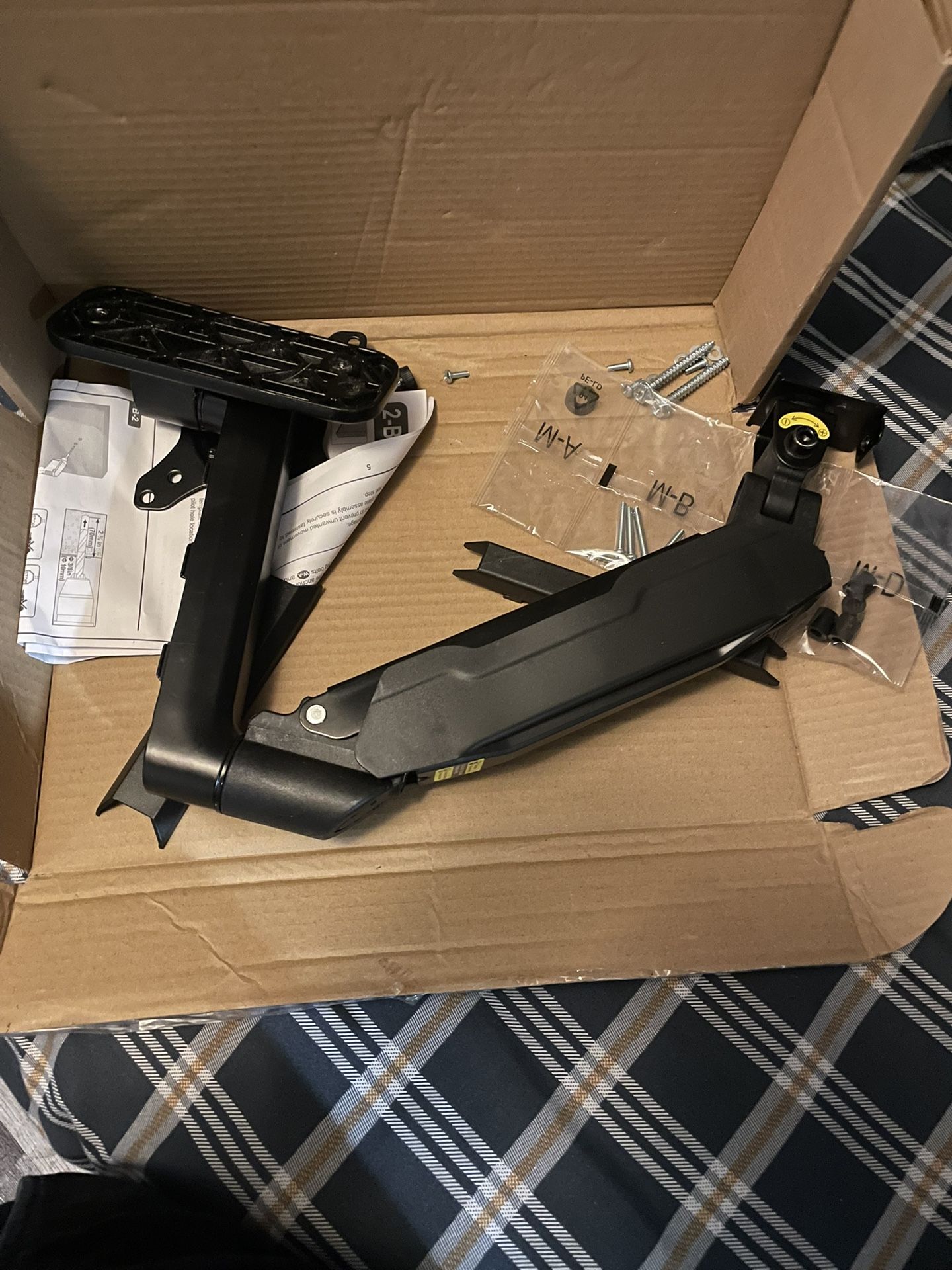 wall mount for monitor