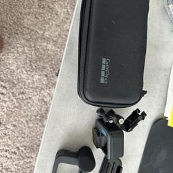 GoPro Hero 10 Bundle