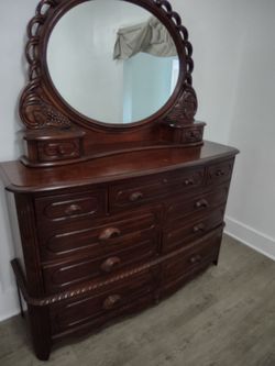 Bedroom suite