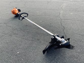 Echo Commercial Gas Weed Eater