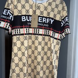 Burberry Tee 