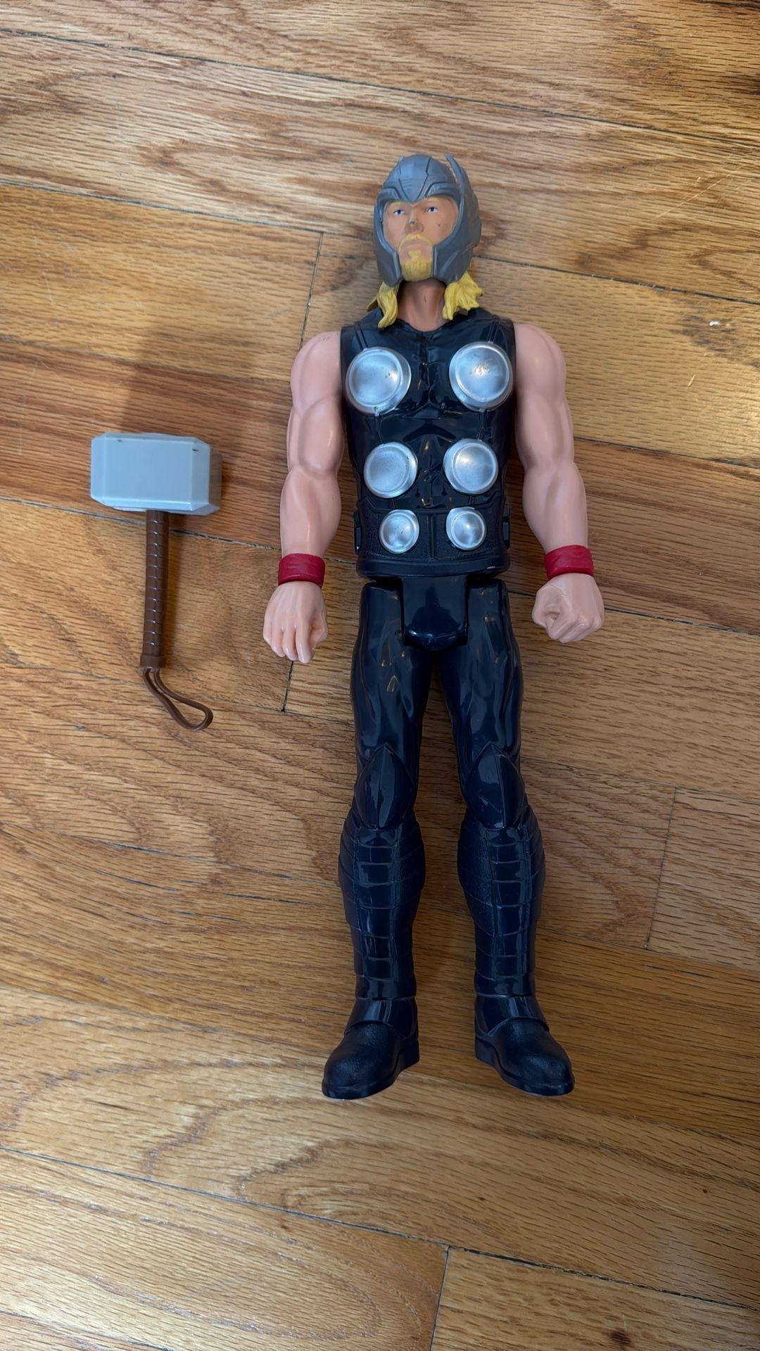 Marvel Avengers Titan Hero Series Thor action figure Hasbro Used