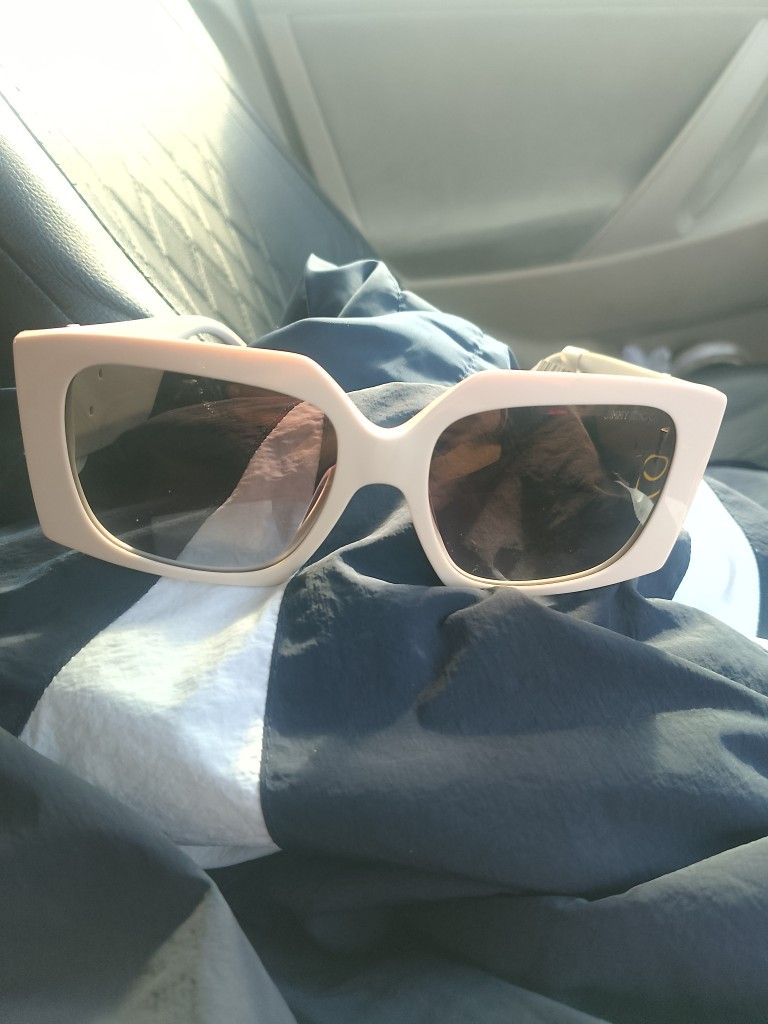 JIMMY CHOO BRAND NEW 300$