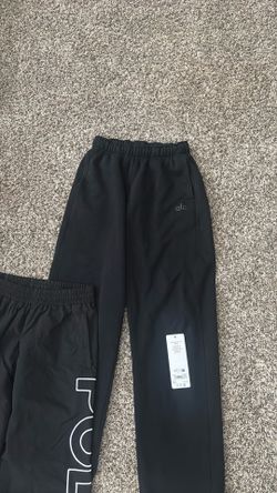 Full alo set zip jacket with the pants & apparel politics pants