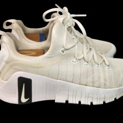 Nike Free Metcon 6 TB Low Mens Running Shoes White FJ7127-101  Sz 10.5
