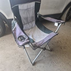 4 Camping Chairs 