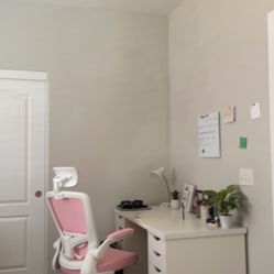 Selling Room furniture 