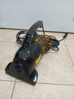 Dirt Devil 500 Portable Handheld Car Vac W. Accessories 