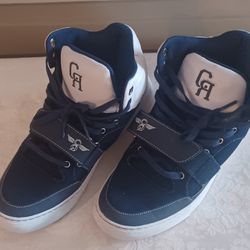 CREATIVE RECREATION Men’s 10   White/Blue  High Top Sneakers~Like New Condition 