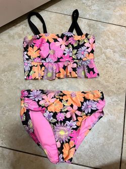 Girls swim suits S6/6x