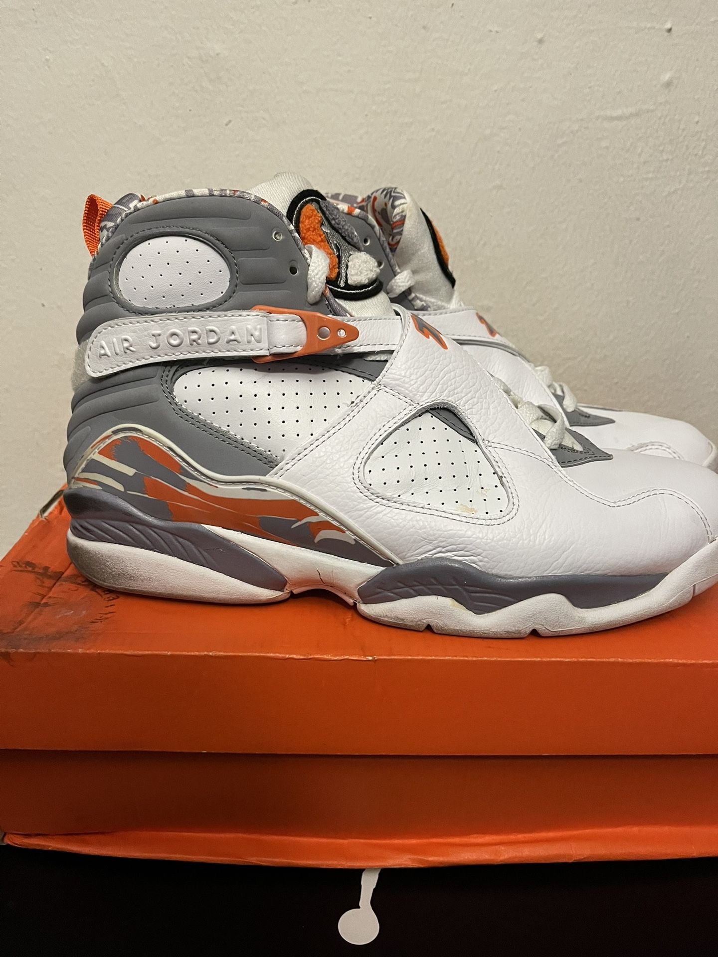 Jordan retro cheap 8 orange