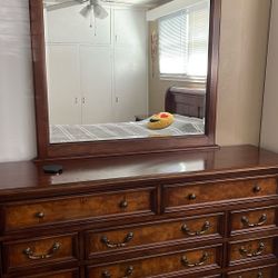 Recámara De Madera Queen