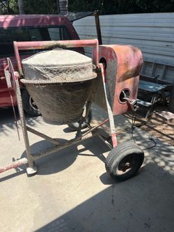 Cement mixer