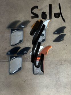 Twin keel surfboard fins