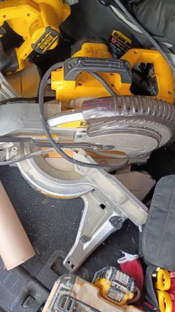 Mitter saw