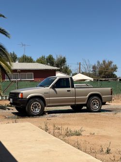1988 Mazda B-Series Pickup
