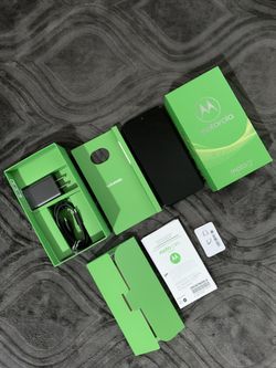 BRAND NEW 6.2” Unlocked Motorola G7 Plus Phone📱, 64GB Storage. Yes It’s Unlocked And Never Used.