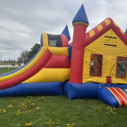 Inflatable Combo Bounce House