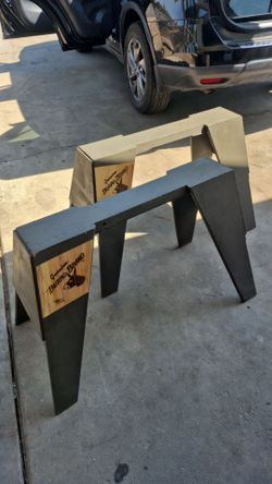 Burro Brand Wooden Sawhorses – Set of 2