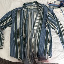 Vintage Levi’s Button Up Jean shirt