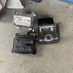 370z Touring Radio Assembly