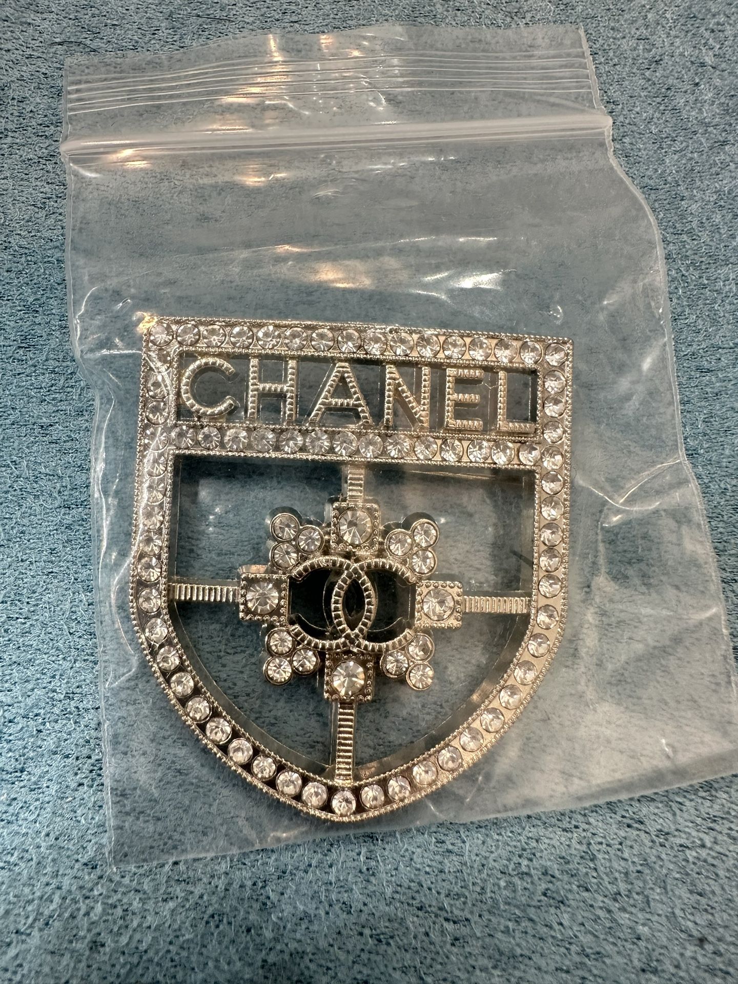 Brooch, new