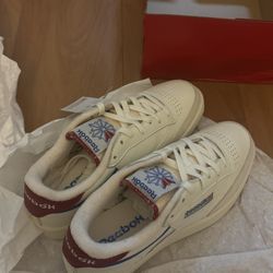 Brand New Reebok Tennis Shoes M 8 / W 9.5
