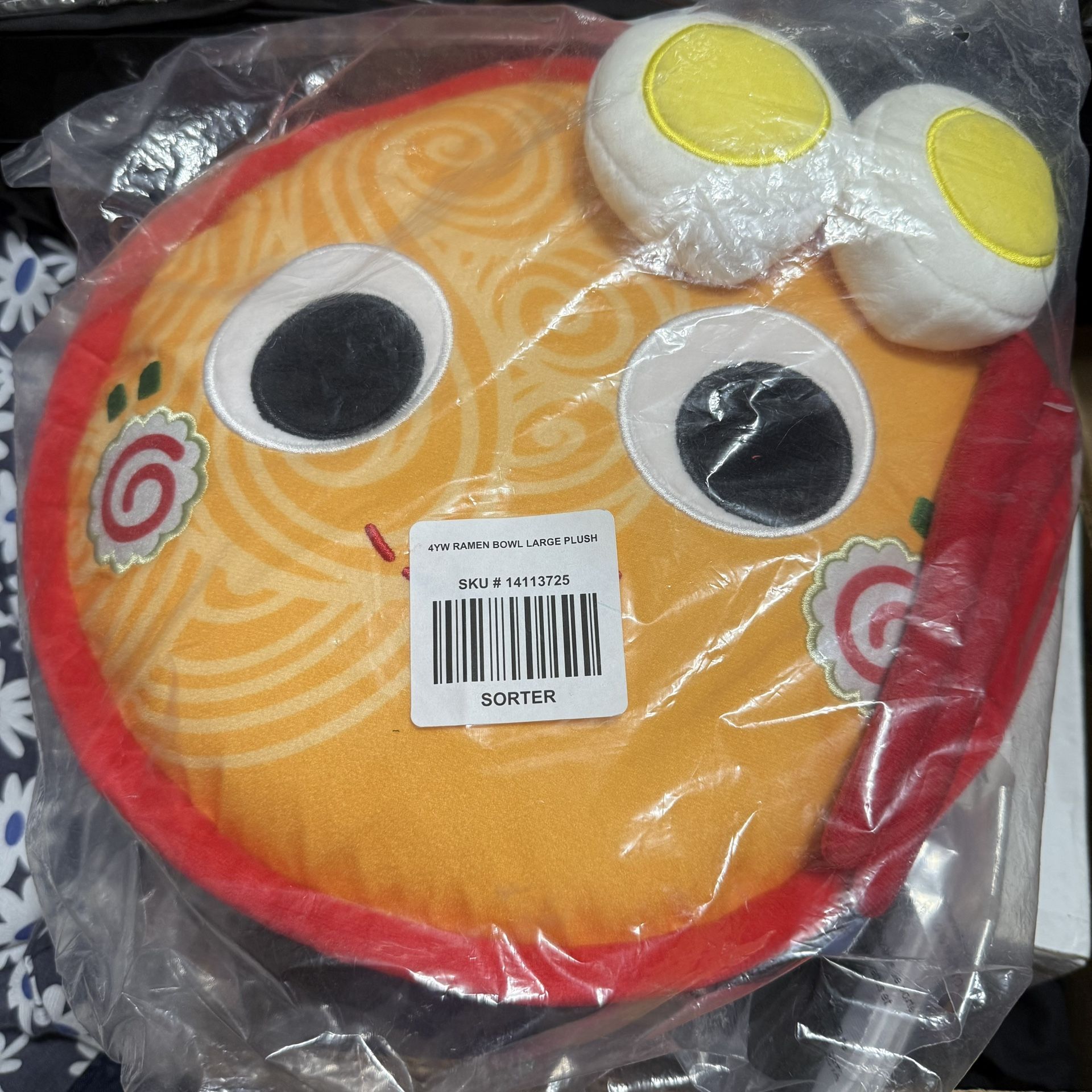 NWT Kidrobot YUMMY WORLD NOEL THE RAMEN BOWL PLUSH