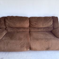 Double Recliner Couch 