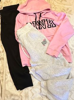 WOMENS CLOTHES