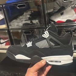 Jordan White Thunder 4