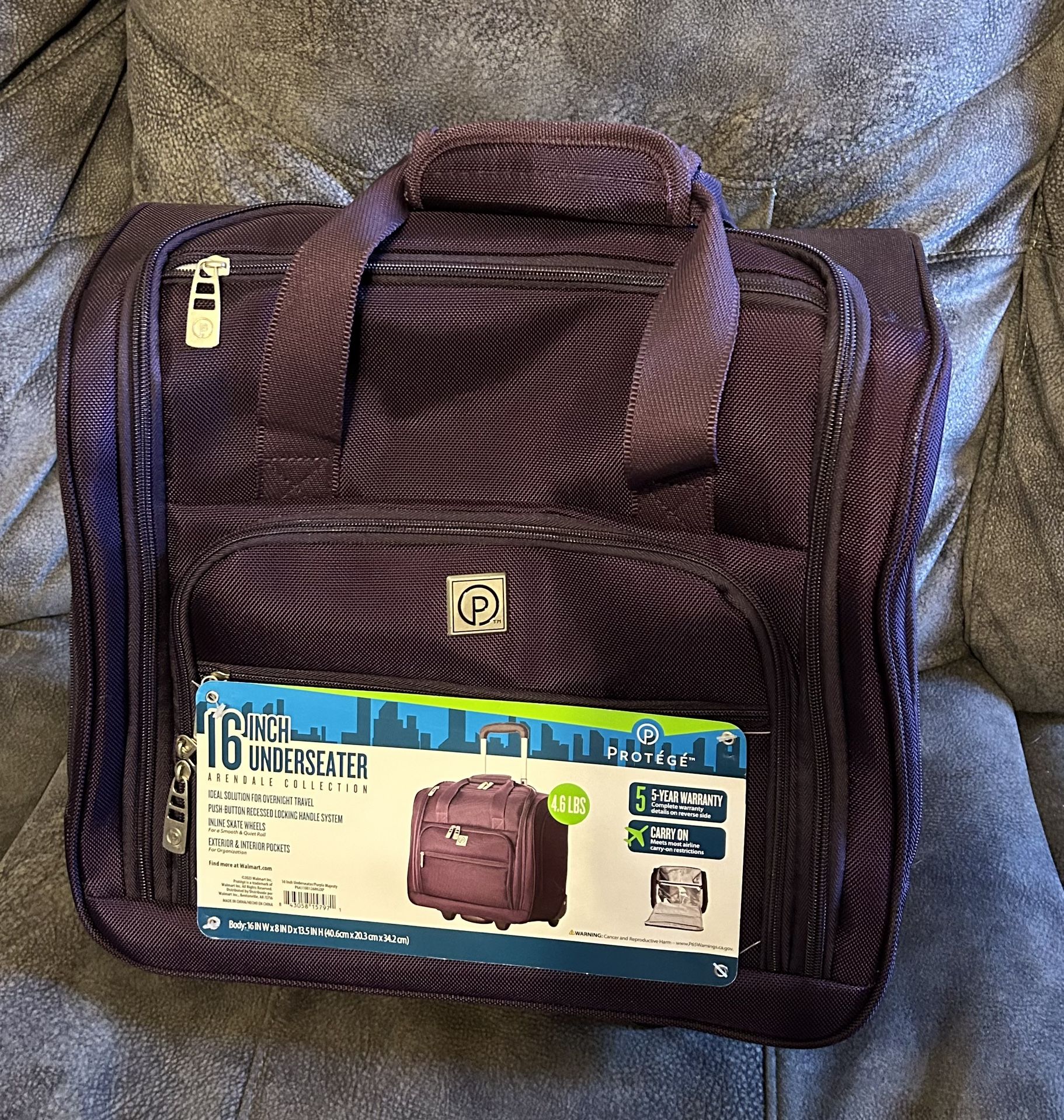 Protege, Arendale Soft Side 16” Under Seat Luggage