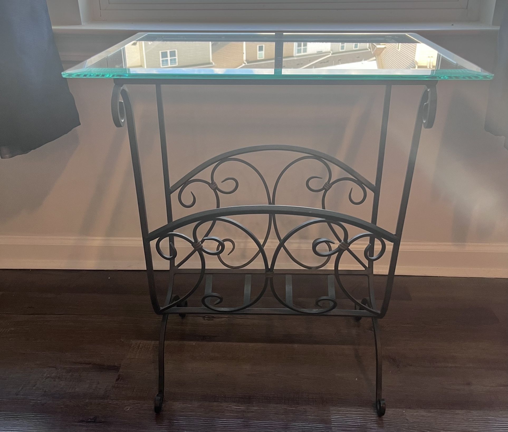 Glass Top Metal Table Magazine Rack Holder