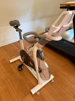 Yesoul exercise bike barely used