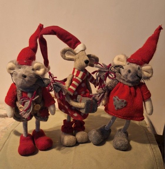 Adorable Holiday Mice Family Standing Decorations-3 Pc. Set