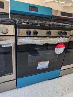 New Frigidaire
30 in. 5 Burner Element Freestanding Electric Range in Stainless Steel with Dual Expandable Element and Quick Boil