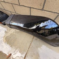 Jeep Gladiator stock parts - Front and Rear Fenders and liners. Font fender right paint chip, peel off (coveredby red sticker). Other than that, every