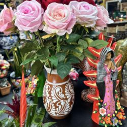 🇲🇽Talavera flowers vase 💐12031 firestone  blv norwalk ca  open every day from 9 -7 