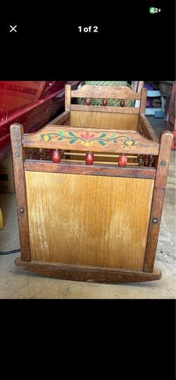 Vintage Doll Crib