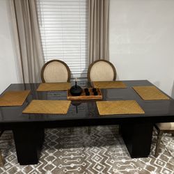Dining Table 6-8seater 