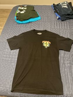 Graphic tee