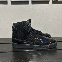 Jeremy Scott Wing Black Opal