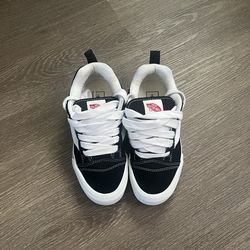 Woman 7 Knu Skool Shoes
