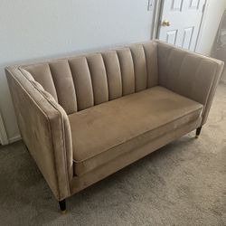 Love Seat Couch 